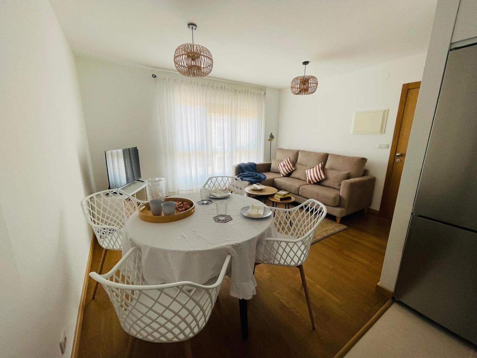 Apartamento Beirada 1 En Porto De Portocubelo Con Parking Lira  Extérieur photo